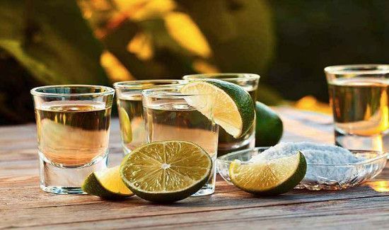 伏特加和白酒的区别