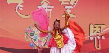 教师节联欢,准备什么节目呢?