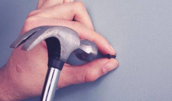 钉子钉不进墙诀窍