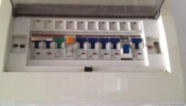 停电了该怎么办