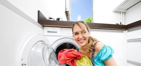 新买的衣服为什么一定要洗，怎么洗？