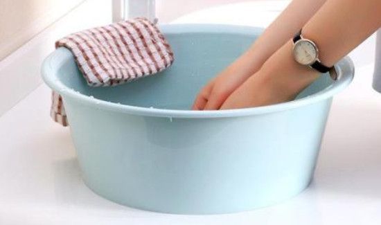 干了的酱油渍怎么去除