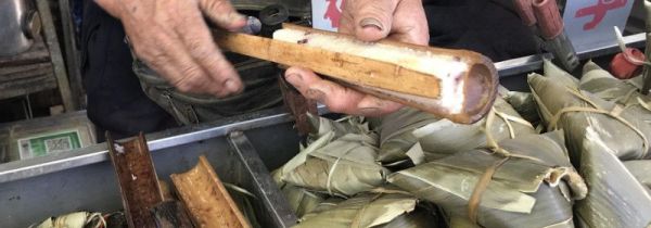 竹筒粽子怎么取出来