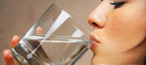 误吃了老鼠爬过的东西怎么办