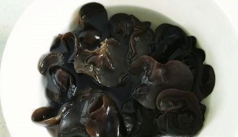 如何泡木耳又快又好，不用热水哦！