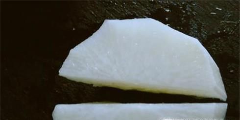 教你如何将萝卜快速的切成块状