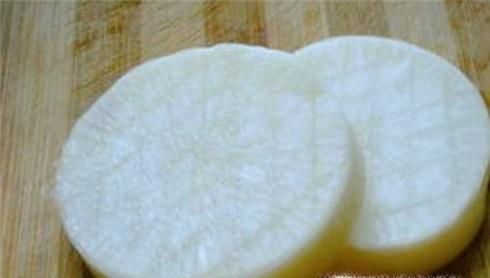 教你如何将萝卜快速的切成块状