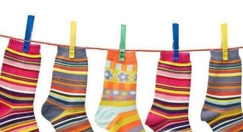 如何自己洗袜子