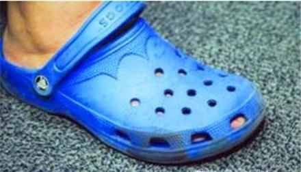 洞洞鞋的危害有哪些,洞洞鞋危害详解