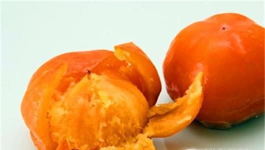 秋季如何健康吃柿子？健康吃柿子谨防胃柿石症！