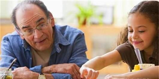 秋季如何健康吃柿子？健康吃柿子谨防胃柿石症！