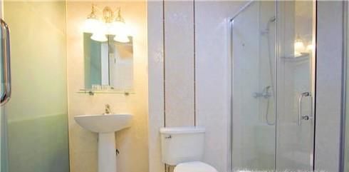 卫生间反臭味怎么办