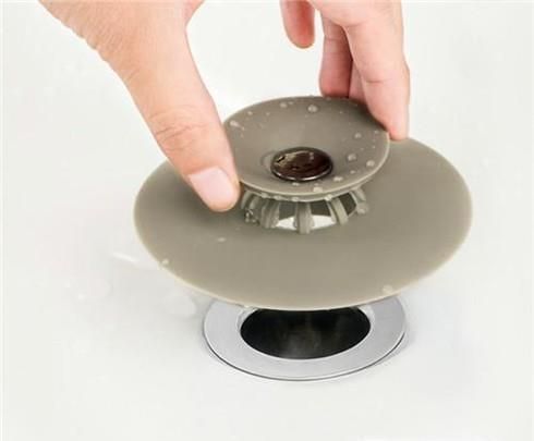 卫生间反臭味怎么办