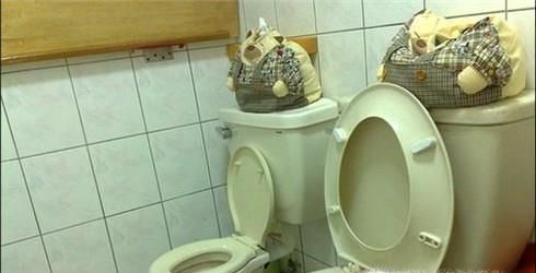 卫生间反臭味怎么办