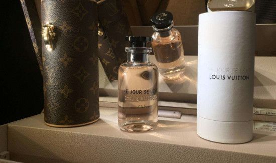 香水可以带上飞机吗