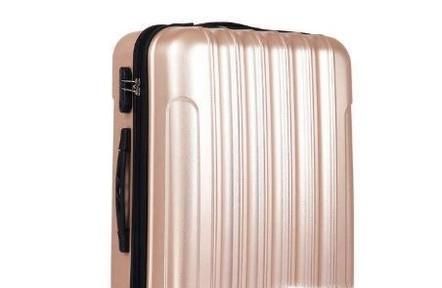 被子收入行李箱的方法