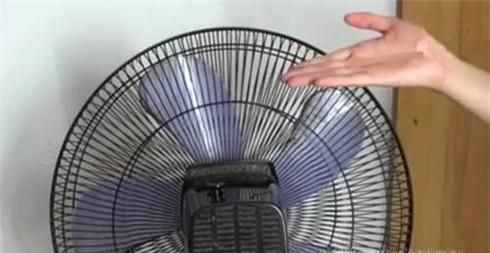 清洗风扇油污小妙招