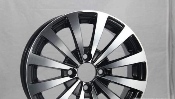 轮毂刮花了怎么办