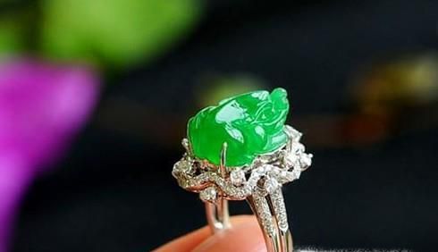 貔貅戒指的佩戴方法