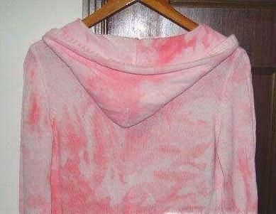 如何去除衣服染色