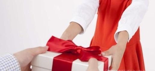 如何送礼不会被拒绝