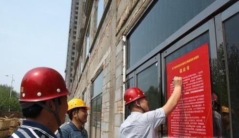 如何正确使用安全帽