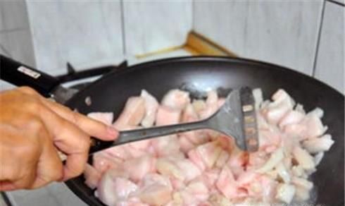 如何炸猪油和猪油炒菜