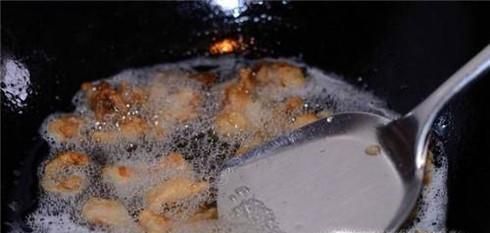 如何炸猪油和猪油炒菜