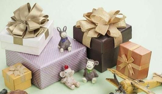 男孩子女孩子喜欢的礼物玩具有哪些