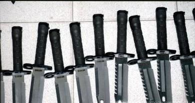 身为一个小小的安检员，高铁违禁品你知道多少