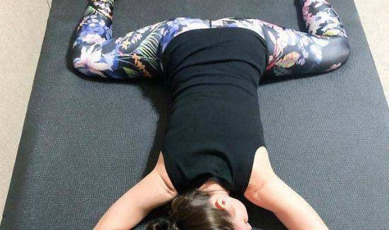 练完青蛙趴怎么收胯