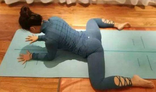 练完青蛙趴怎么收胯