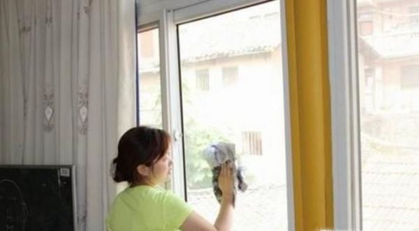 玻璃水渍怎么去除