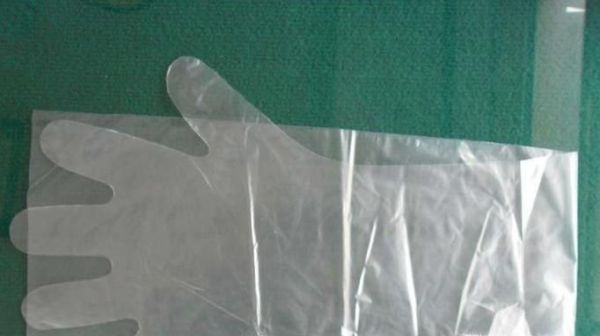 如何清洗杯子上的污垢？