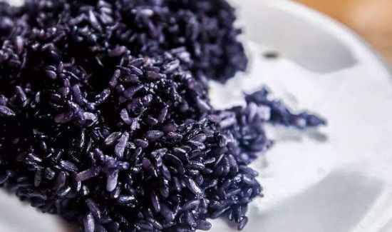 红米黑米糙米饭的功效