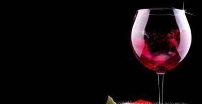 如何品葡萄酒？