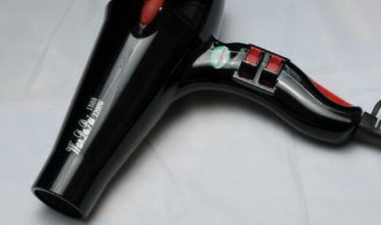 地板泡水鼓包怎么修复