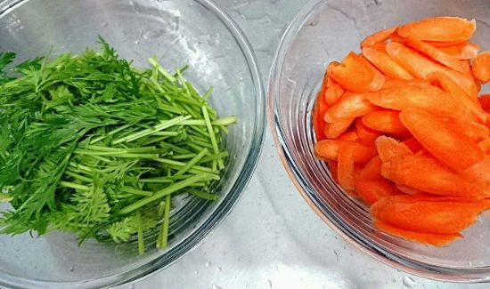 胡萝卜叶子能吃吗有什么功效