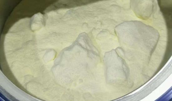 夏天奶粉结块还能喝吗