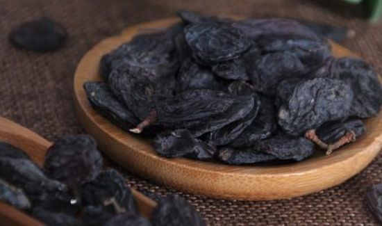 含黑色素的食物和水果有哪些?