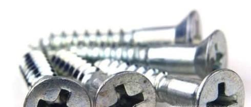 如何将已经损坏的螺丝轻松的拧出来