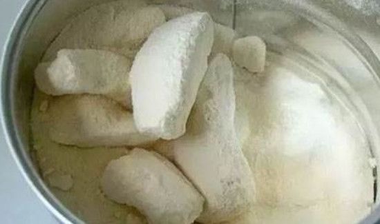 奶粉变硬还能喝吗