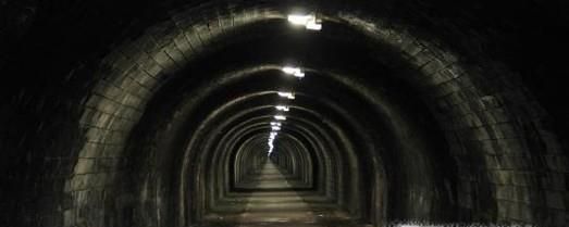 隧道是怎么建成的