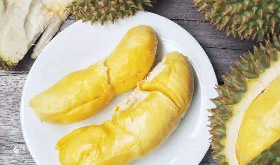 海鲜可以和榴莲一起吃吗?