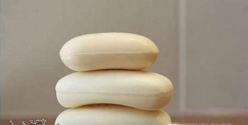 如何轻松清洗血渍