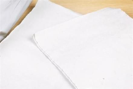 床单刚染上血怎么快速洗掉（不用洗衣粉）