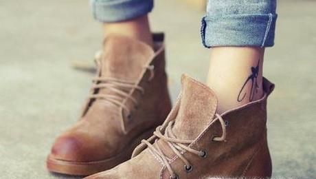 马丁靴怎么清洗