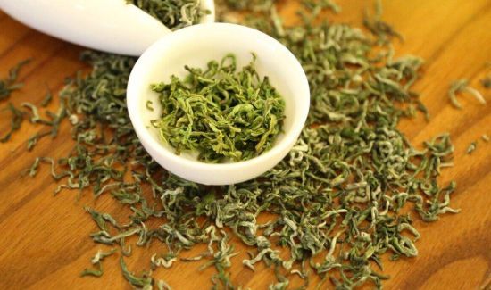 蜂蜜可以和茶叶一起泡水喝吗