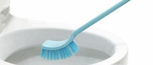 在别人家上厕所冲不干净怎么办