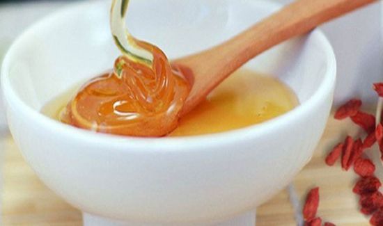 蜂蜜可以和枸杞一起泡水喝吗